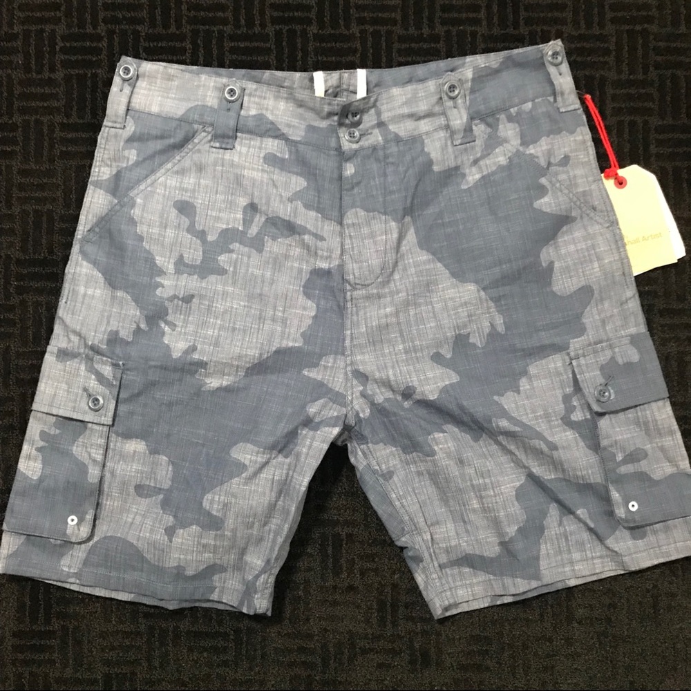 MARSHALL ARTIST CAMOUFLAGE CARGO SHORTS